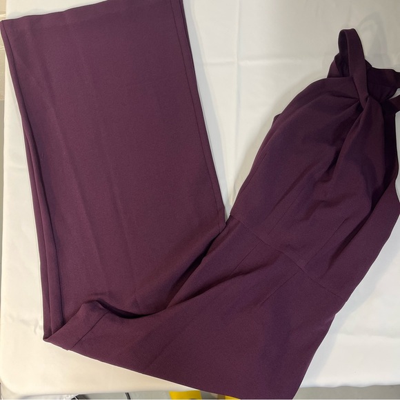 Julia Jordon Halter Twist Neck Sleeveless Pocketed Jumpsuit Wide leg Plum 14 nwt - Picture 11 of 12